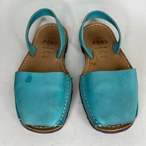 pons sandals Women Size 34 US 3 Blue Leather Upper Made In Spain